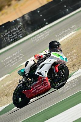 media/Oct-25-2025-2WTD (Sat) [[1e4a1f2fa2]]/B Group/Session 5 (Turn 2)/